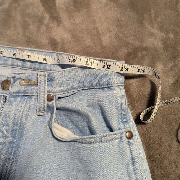 Wrangler Women's Light Blue Straight Leg Jeans - Picture 4 of 9